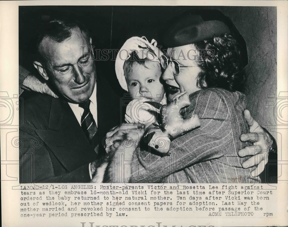 1949 Victor and Rosetta Lee and their daughter Vicki  - Historic Images