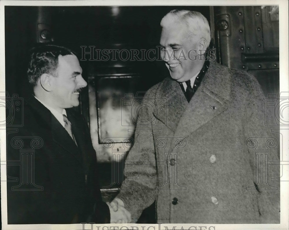 1939 Press Photo District Attorney Thomas E. Dewey &amp; Paul McNutt In Washington - Historic Images