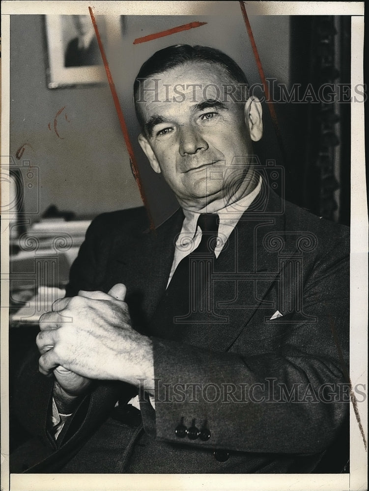 1937 Justice Jeremiah Mahoney in his home  - Historic Images