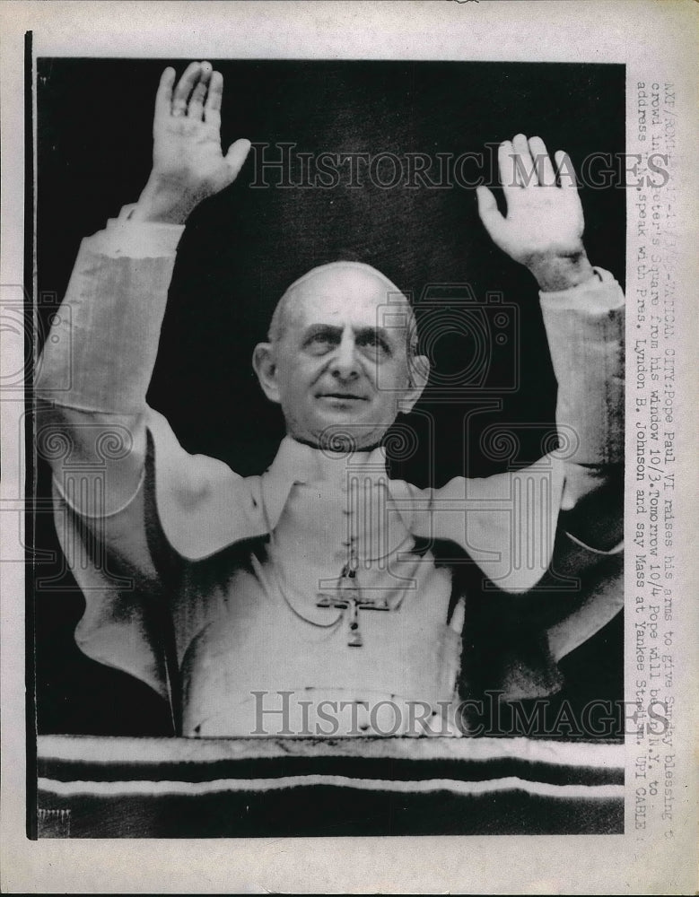 1965 Pope Paul VI arriving in New York  - Historic Images