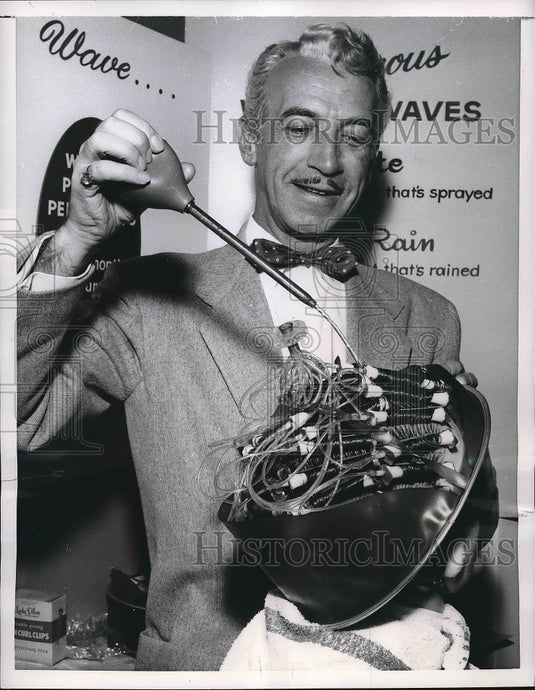 1956 Press Photo Earl Carrol working on hair of Ann Collins - nea84208 - Historic Images