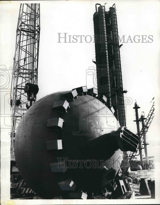 1971 Press Photo The Slovnaft in Bratislava Czechoslovakia - nea84360 - Historic Images