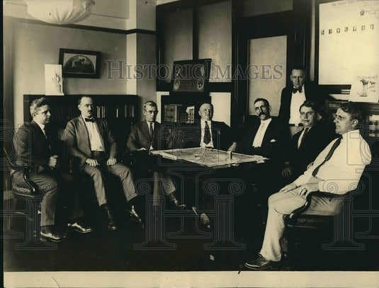 1922 R.E. Nolan, Patrick O'Brien, John Second, Patrick Lee - Historic Images
