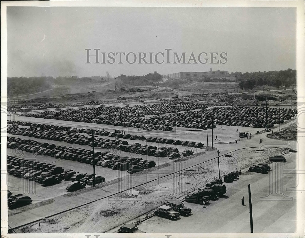 1942 War Department workers Parking Washington D.C.  - Historic Images