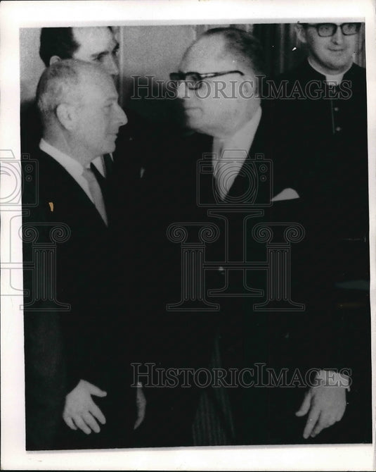 1970 Press Photo French Foreign Minister Maurice Schumann & Valter Eytan-Historic Images