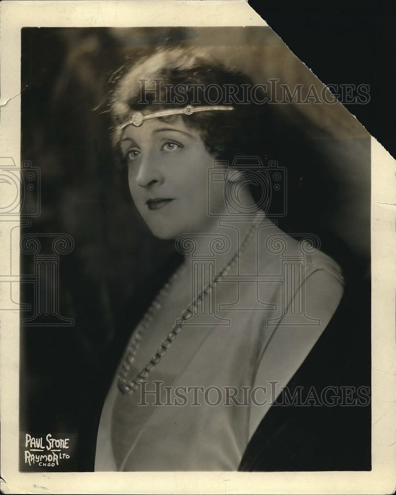 1926 Press Photo Soprano singer, Louise Lorring - nea84577-Historic Images