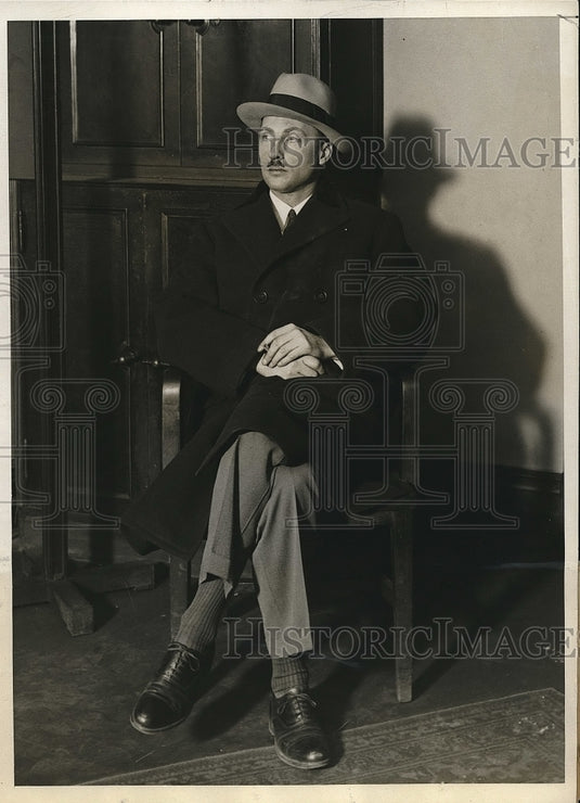 1930 Press Photo Archduke Leopold Appears In District Attorney's Office - Historic Images