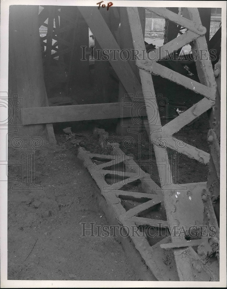 1927 Press Photo Steel support girder in New York City - nea84666 - Historic Images