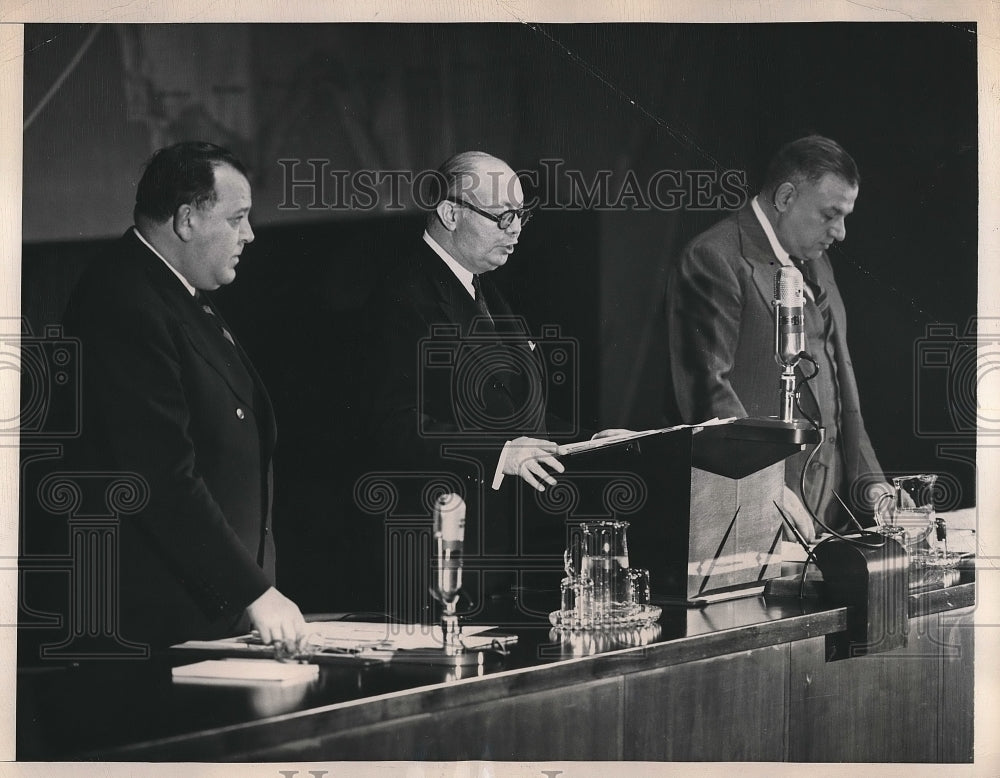 1948 Press Photo Joao Carlos Munis of Brazil Delivers Opening at UN Assembly - Historic Images
