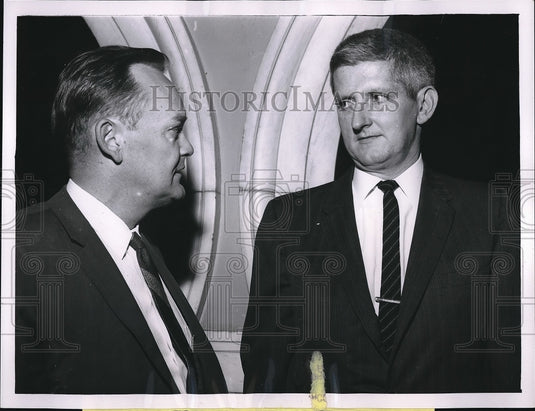 1962 Press Photo John Swarts & George Niebank of Sante Fe Railroad Leaving Court-Historic Images