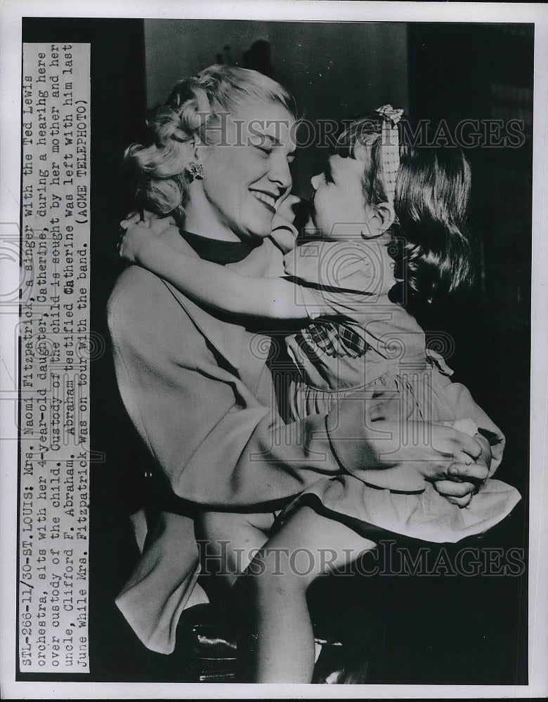 1950 Mrs. Naomi Fitzpatrick singer with orchestra and daughter - Historic Images
