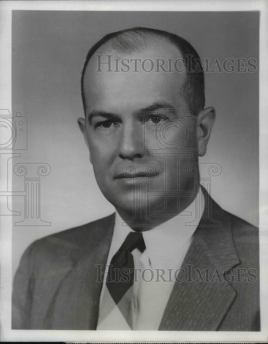 1960 Press Photo Lewis J Patterson Vice President Operations Quebec Cartier - Historic Images