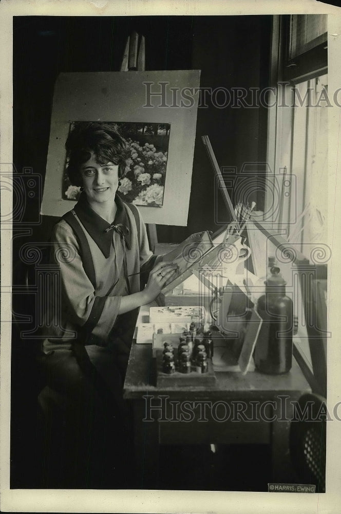 1922 Press Photo Mrs Elsie Sellers US Dept of Agriculture Indoor Garden-Historic Images