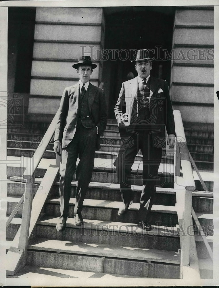 1933 Sir Ronald Lindsay and T. K. Bewley leaving the State Dept. - Historic Images