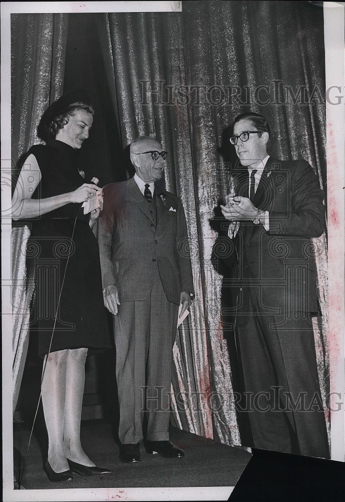1961 George Zell &amp; Silm Halle On Stage Getting Award  - Historic Images