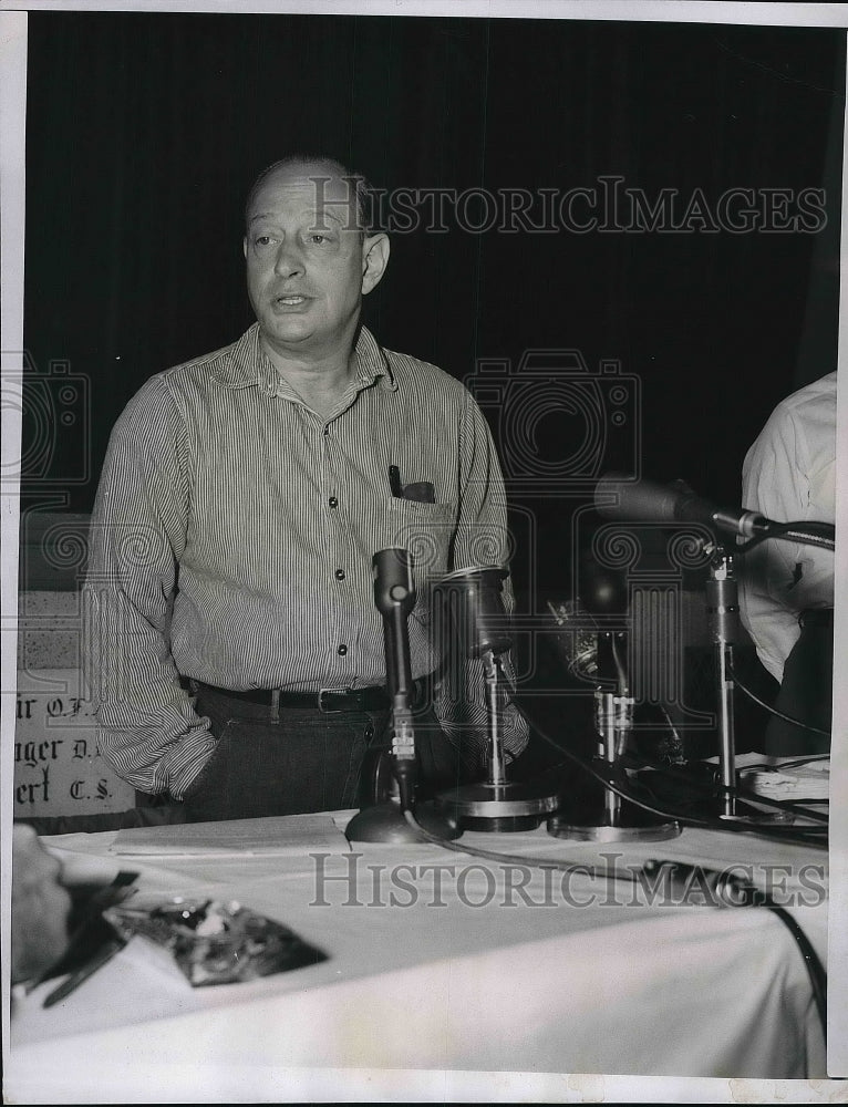 1957 Press Photo Nathan Leopold on trial - nea86438 - Historic Images
