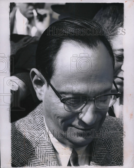 1958 Press Photo Nathan Leopold after being released from jail - Historic Images