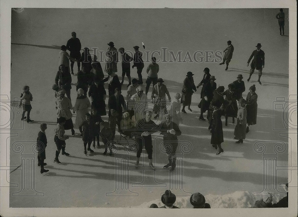 1923 General View Of Belvedere Rink During Winter Sports Games - Historic Images