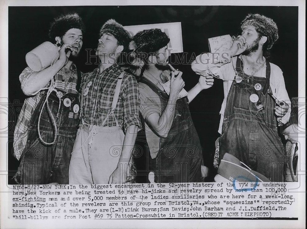 1951 Press Photo VFW Members Entertain New Yorkers - nea86531 - Historic Images