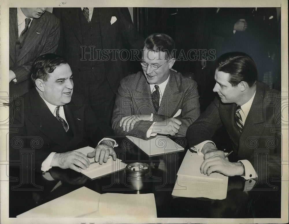1938 Mayor F.H. LaGuardia, Mayor Scholtz, Maurice Tobin  - Historic Images