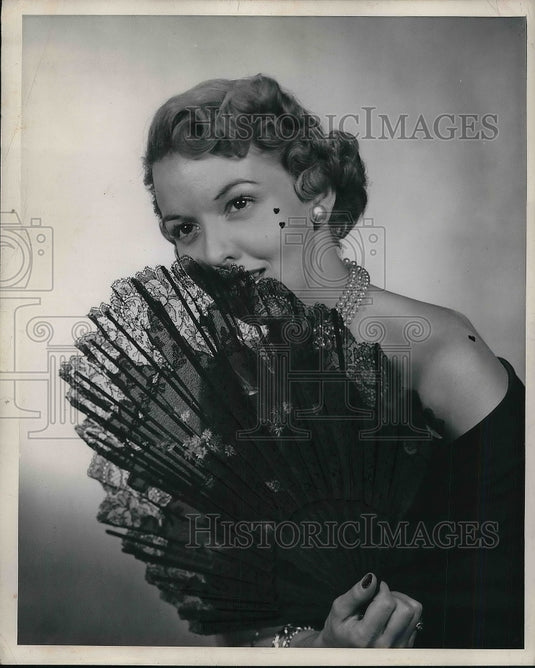 1948 Press Photo Alicia Hoers - Historic Images