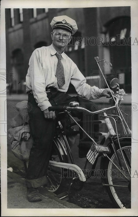 1949 Press Photo Earl Hattery, 51, on a trip from San Diego to New York-Historic Images