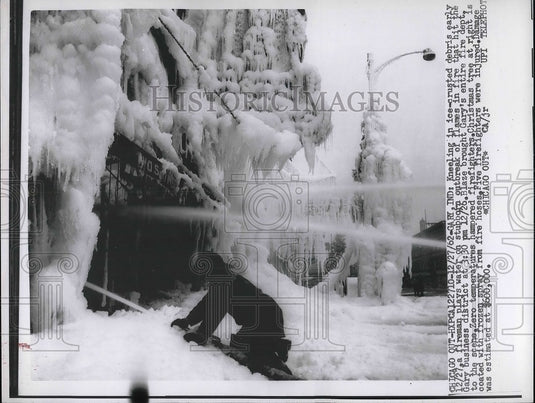 1962 Press Photo Fireman Gary Business Disctrict - nea87041-Historic Images