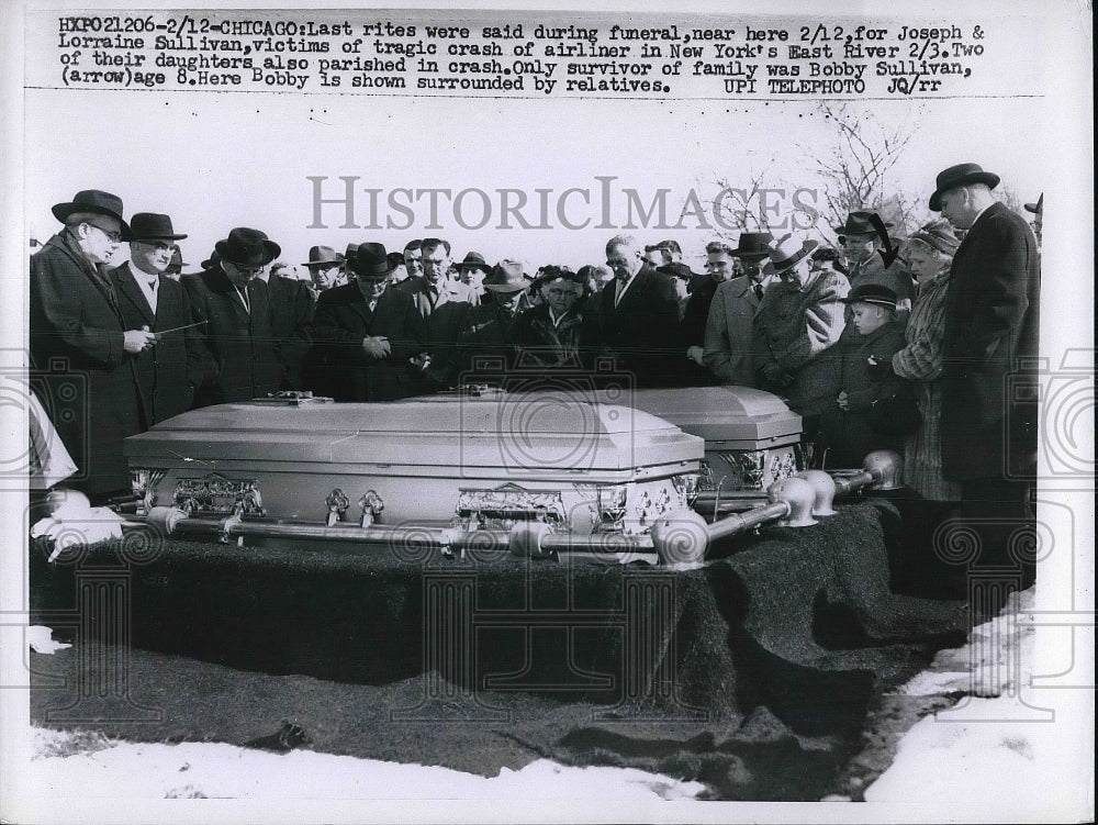 1959 Press Photo Last rites during Funeral Lorraine Sullivan Chicago - nea87084-Historic Images