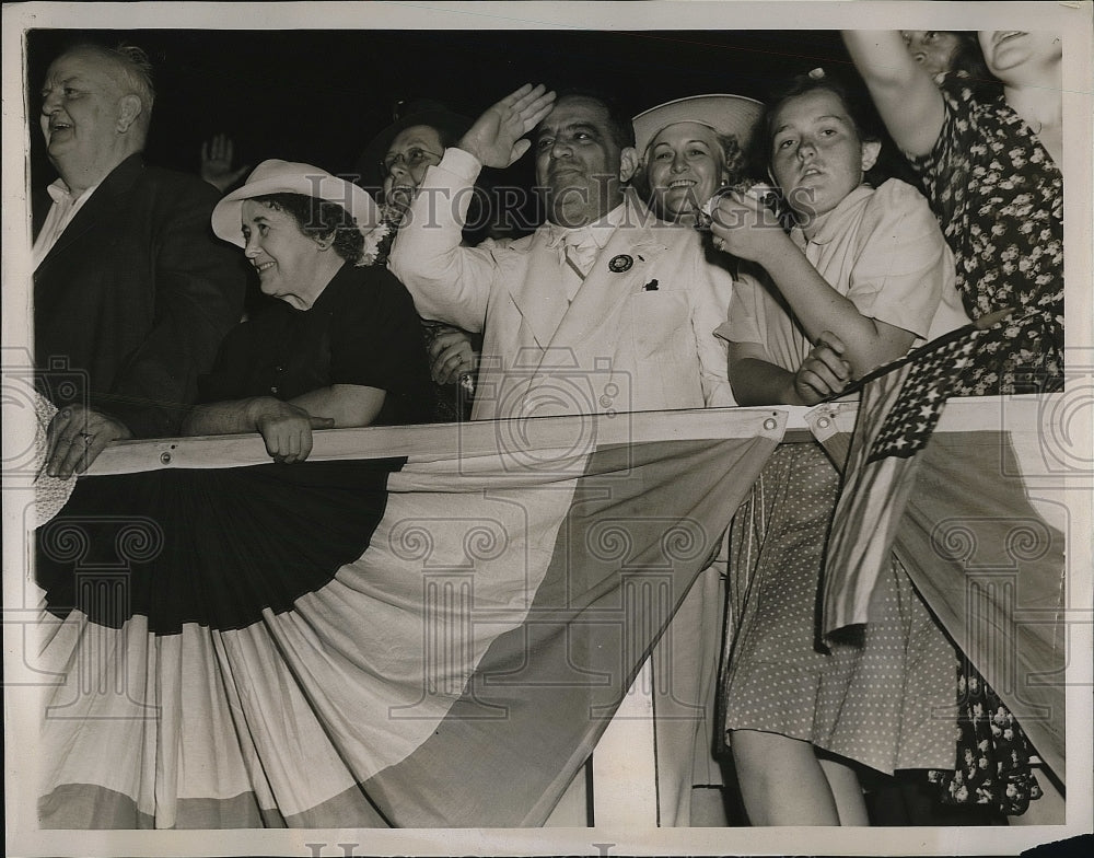 1939 Press Photo Mayor LaGuardia at the AFL Parade on Fifth Avenue, New York - Historic Images