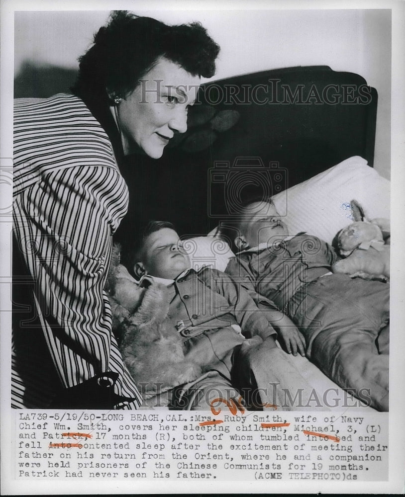 1950 Mrs. Ruby Smith with her children Michael and Patrick - Historic Images