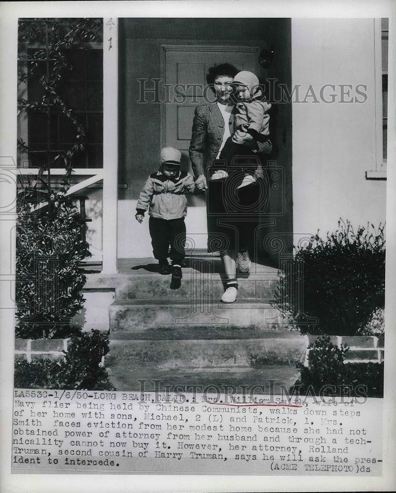 1950 Mrs. William Smith with her children Michael and Patrick - Historic Images