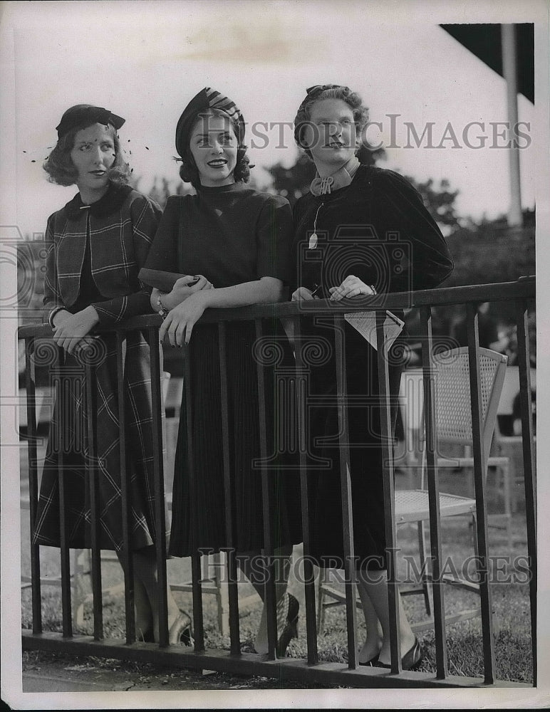 1937 Press Photo Mss Mallory Mixsell, Miss Elma Nicoll and Miss Inna Royos - Historic Images