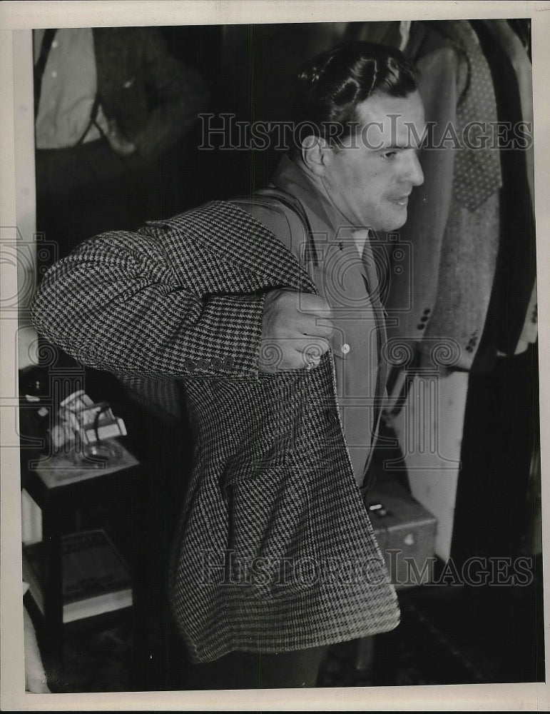 1940 Press Photo German bike racing ace Gustav Kilian - nea87412 - Historic Images