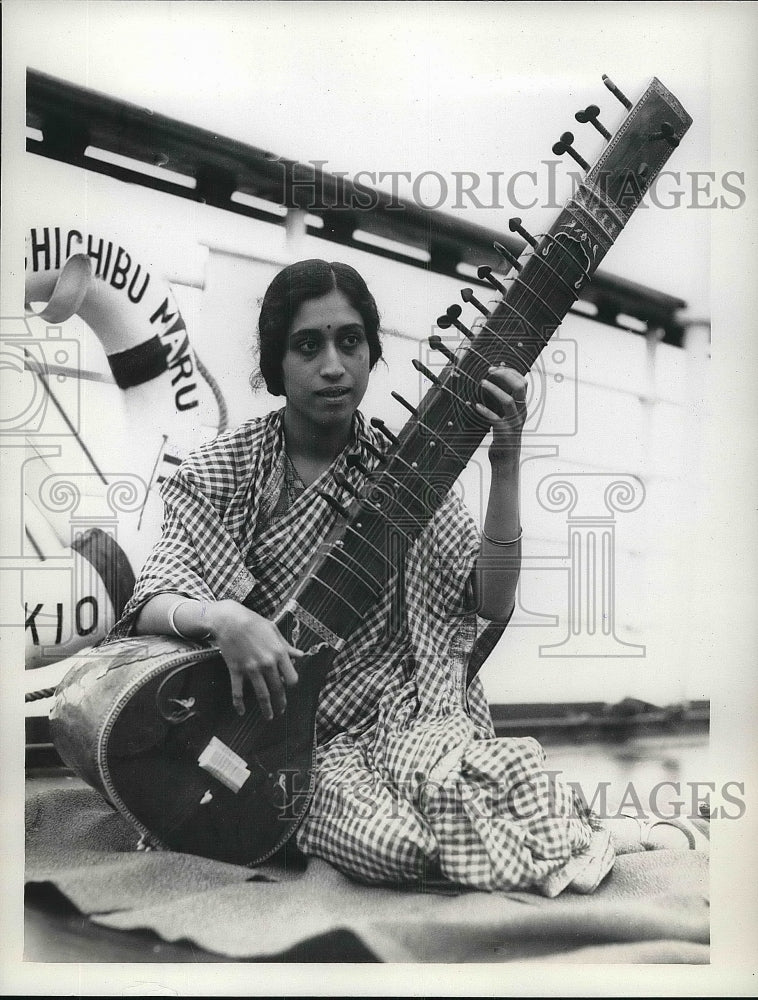 1934 Mrs. S.H. Kesarcod India  - Historic Images