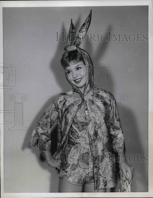 1957 Easter Bunny Beach - Historic Images
