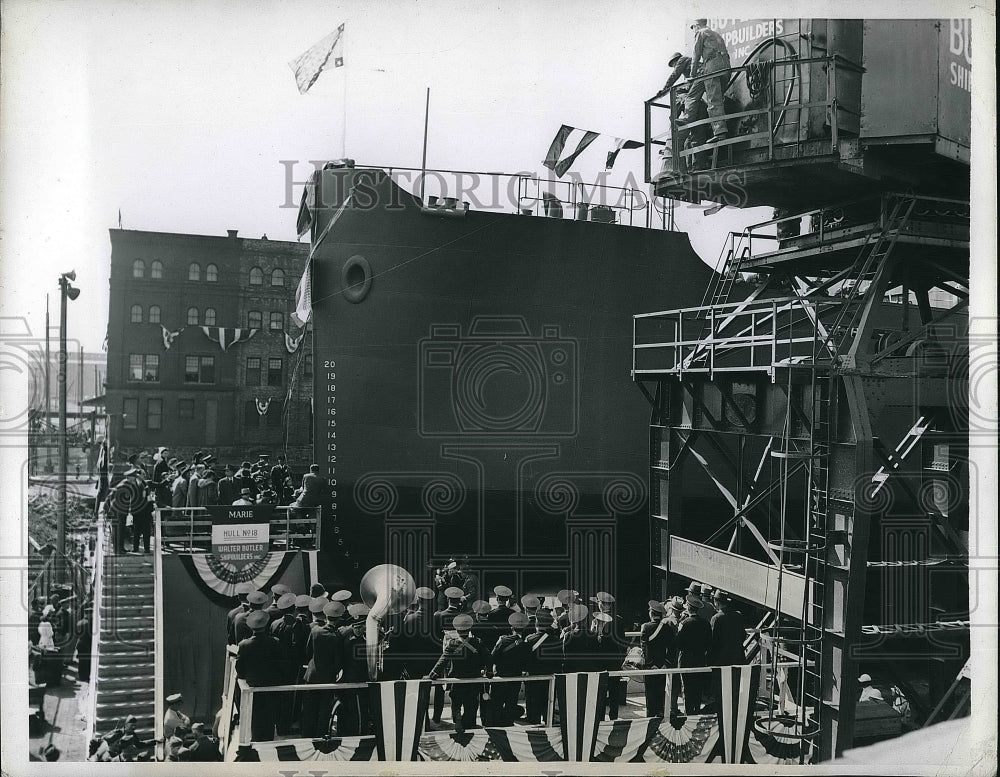 1943 The Marie gets christened with 3 other ships in Lander Ontario - Historic Images