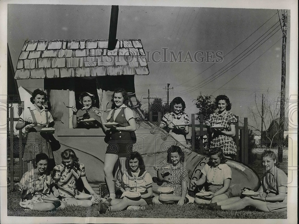 1939 Candidates Queen of National Rice Festival  - Historic Images