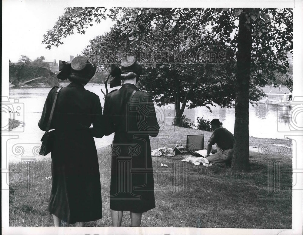 1957 Salvation Army girls in NYC at Central Park  - Historic Images