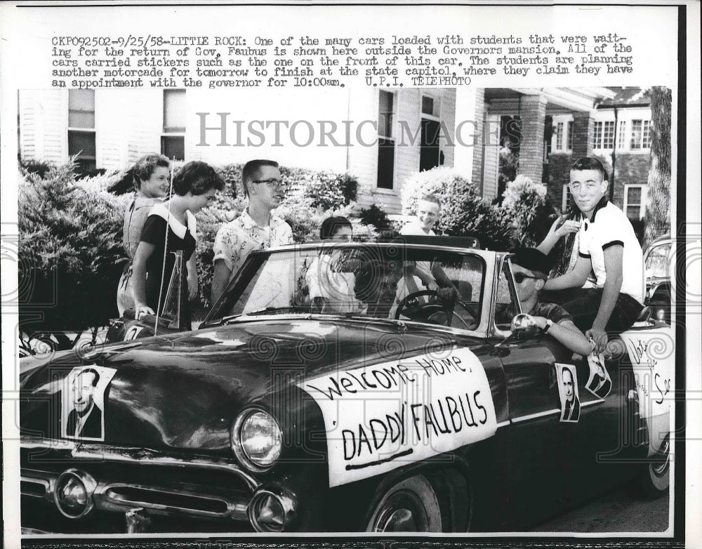 1958 Students In Cars Wait Outside Governors Mansion  - Historic Images