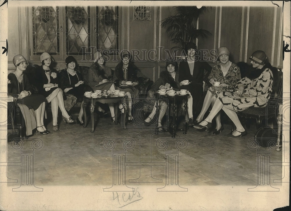 1927 Debutantes of NYC, Legg,Sheppard,Comby,Gurnee,Munroe,Jane, - Historic Images