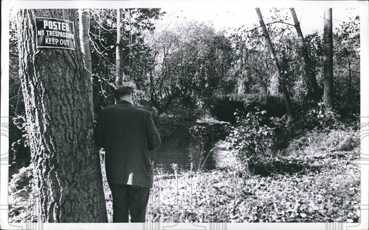 1968 Press Photo Julius Janulis at Euclid creek in Ohio - Historic Images