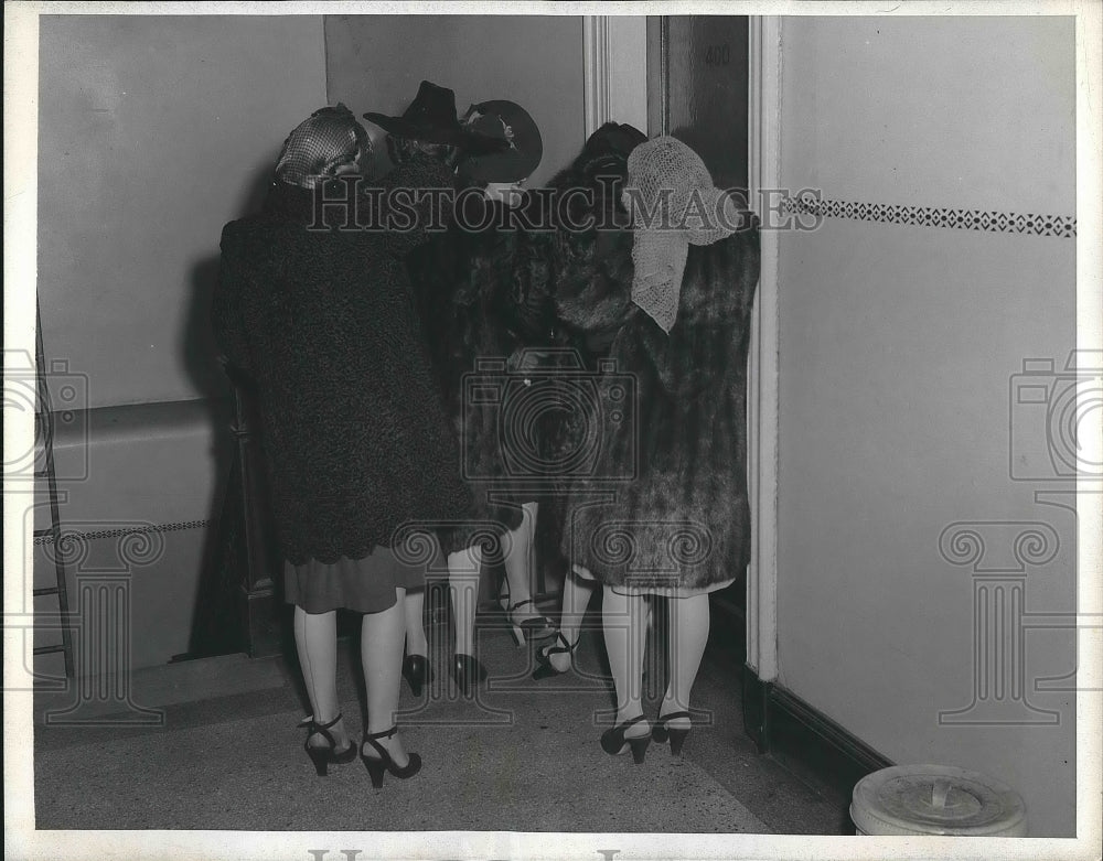 1943 D.C. women arraigned for white slavew operation  - Historic Images