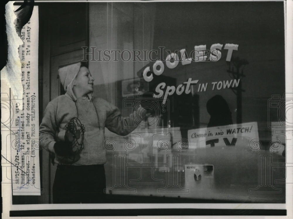 1954 Buddy Queen at "Coolest Spot in Town" in Lincoln, Nebraska - Historic Images