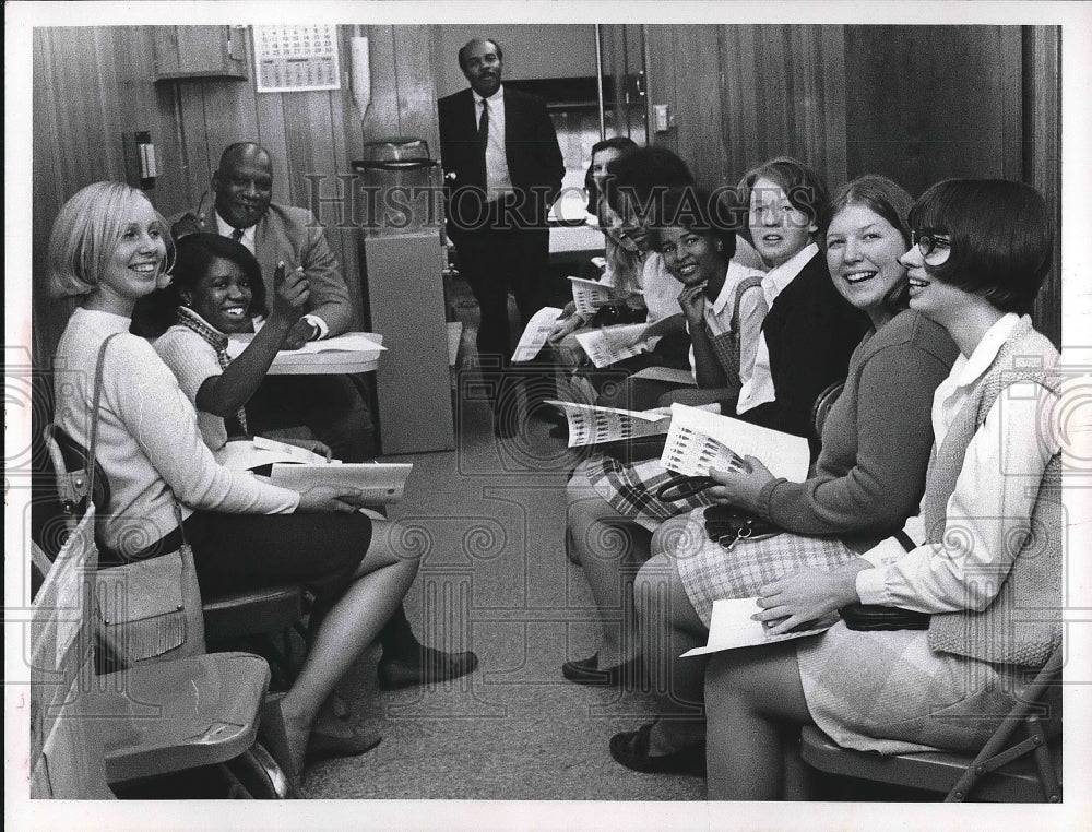 state bureau of employment trailer in Painesville, OH  - Historic Images