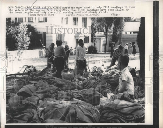 1957 Sandbags, Crow River Flood, Crow River Valley, Minnesota - Historic Images