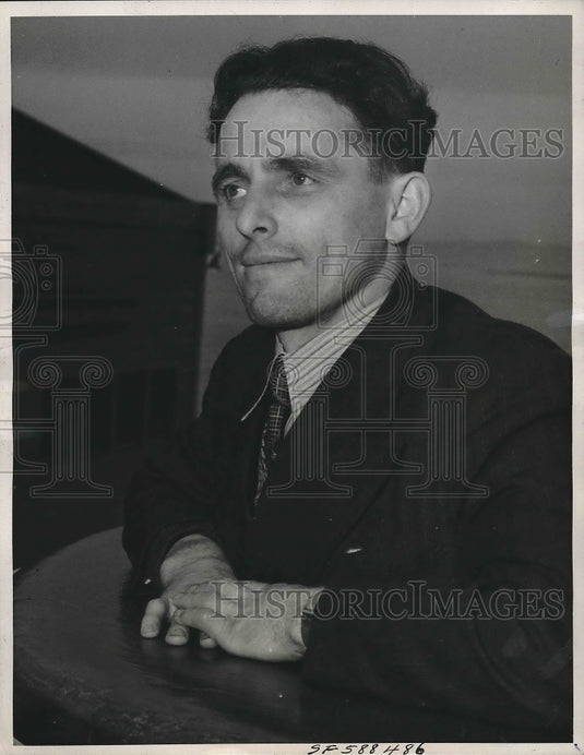 1941 Nikolaus Krause, Machinist Denied Passage on S.S. Tatuta Maru - Historic Images