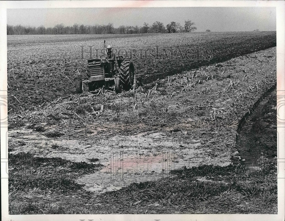 1969 Glenn Valley farmers tilling a field  - Historic Images