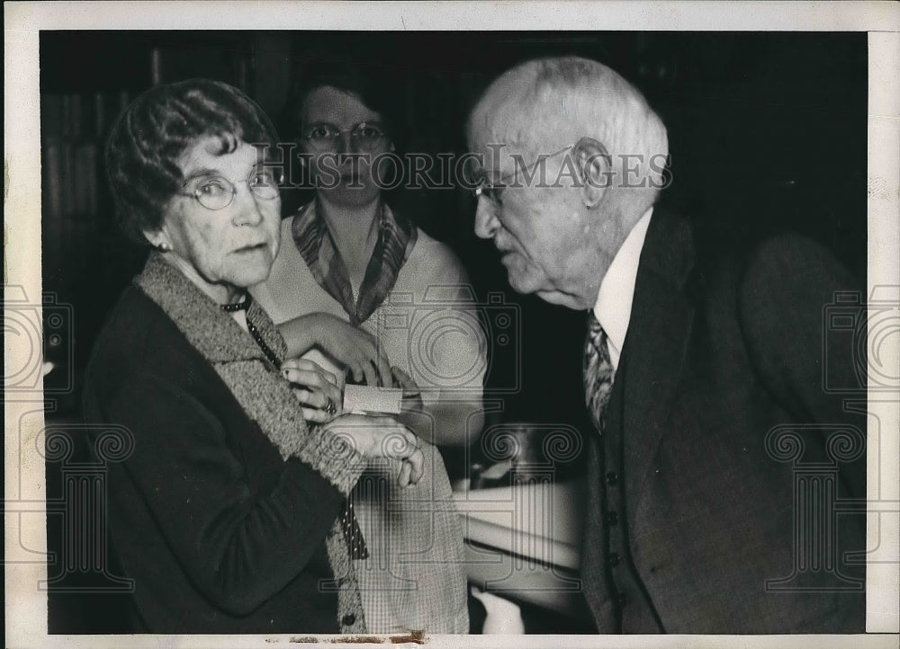 1938 Frank Morrill and Louise Strout after getting married - Historic Images