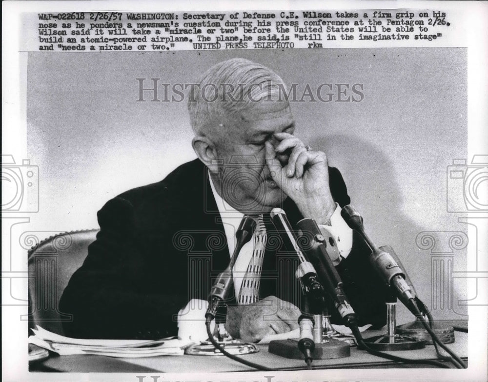 1957 Press Photo Secretary of Defense C.E. Wilson at press conference-Historic Images