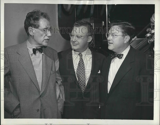 1953 Press Photo George S.Kaufman,Clifton Fadiman in "This is Show Business". - Historic Images